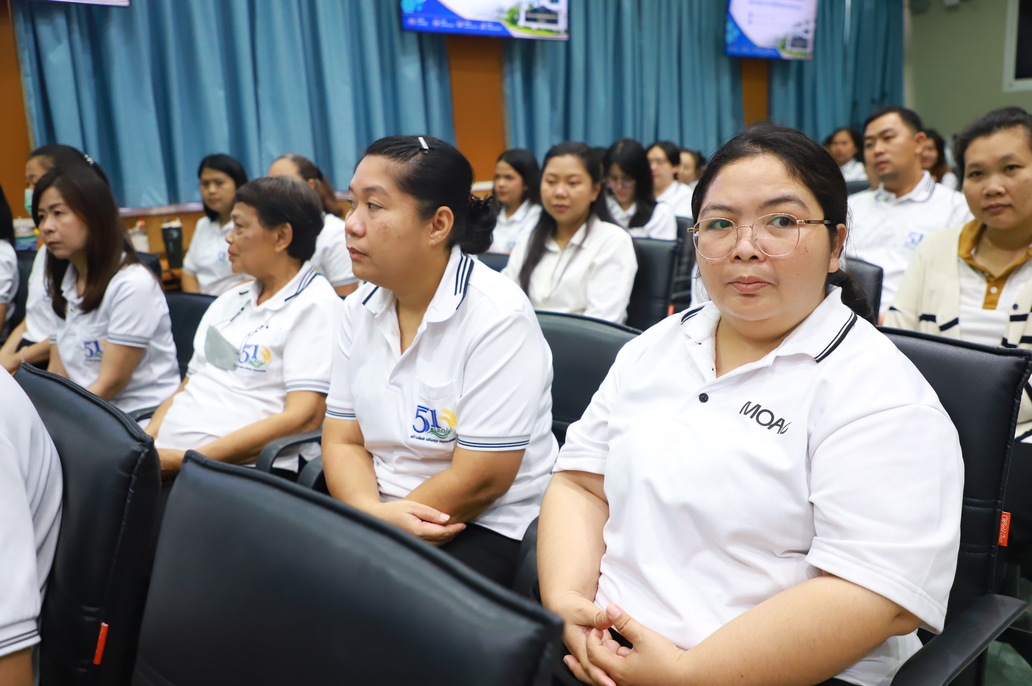 title - สบท. จัดกิจกรรม “เสริมสร้างความสัมพันธ์ในองค์กรและบรรยากาศที่เอื้อต่อการทำงาน” มุ่งเดินหน้าพัฒนาบุคลากร เสริมทัพการทำงานเป็นทีม